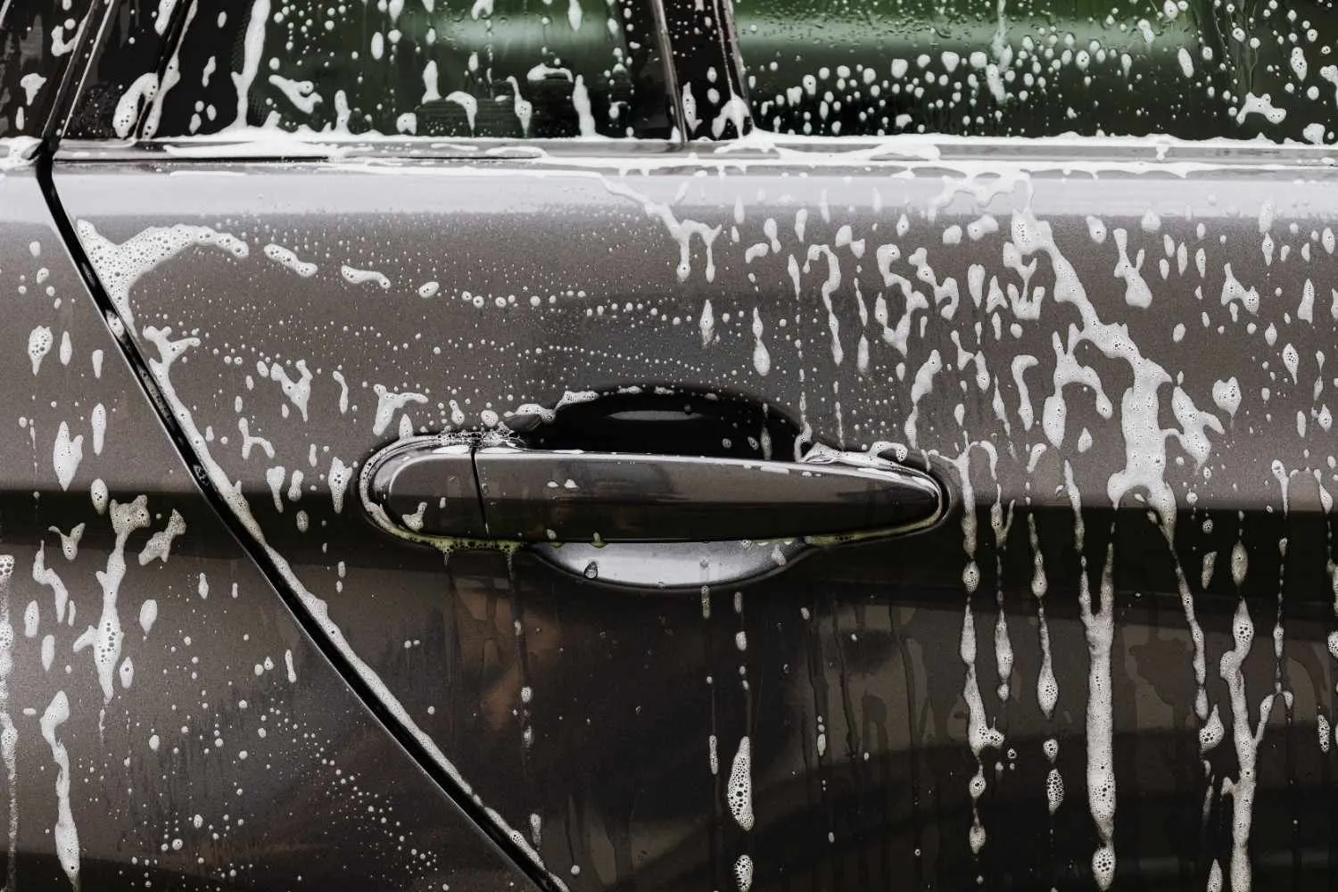 car washing process with detergents